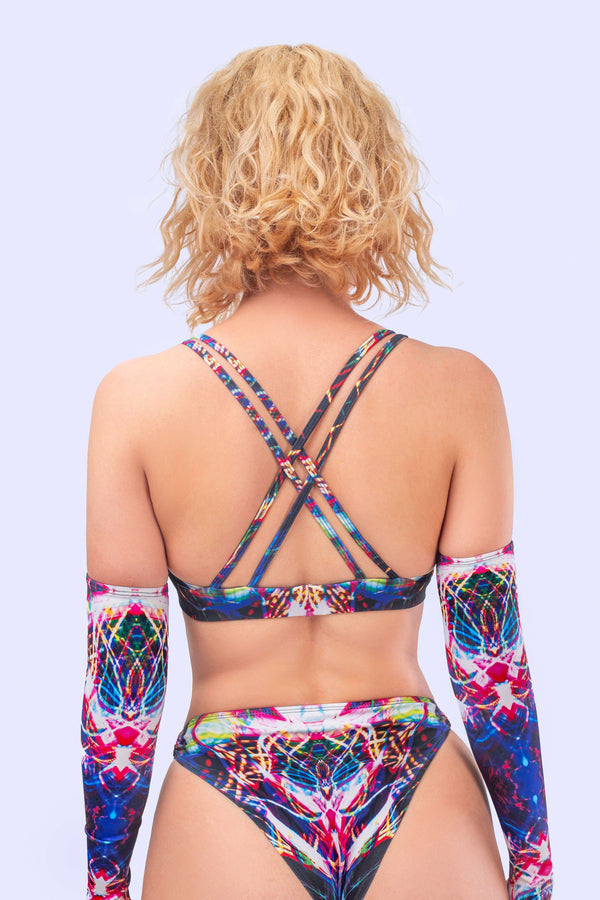 Lux Aeterna O-Ring Cutout Top