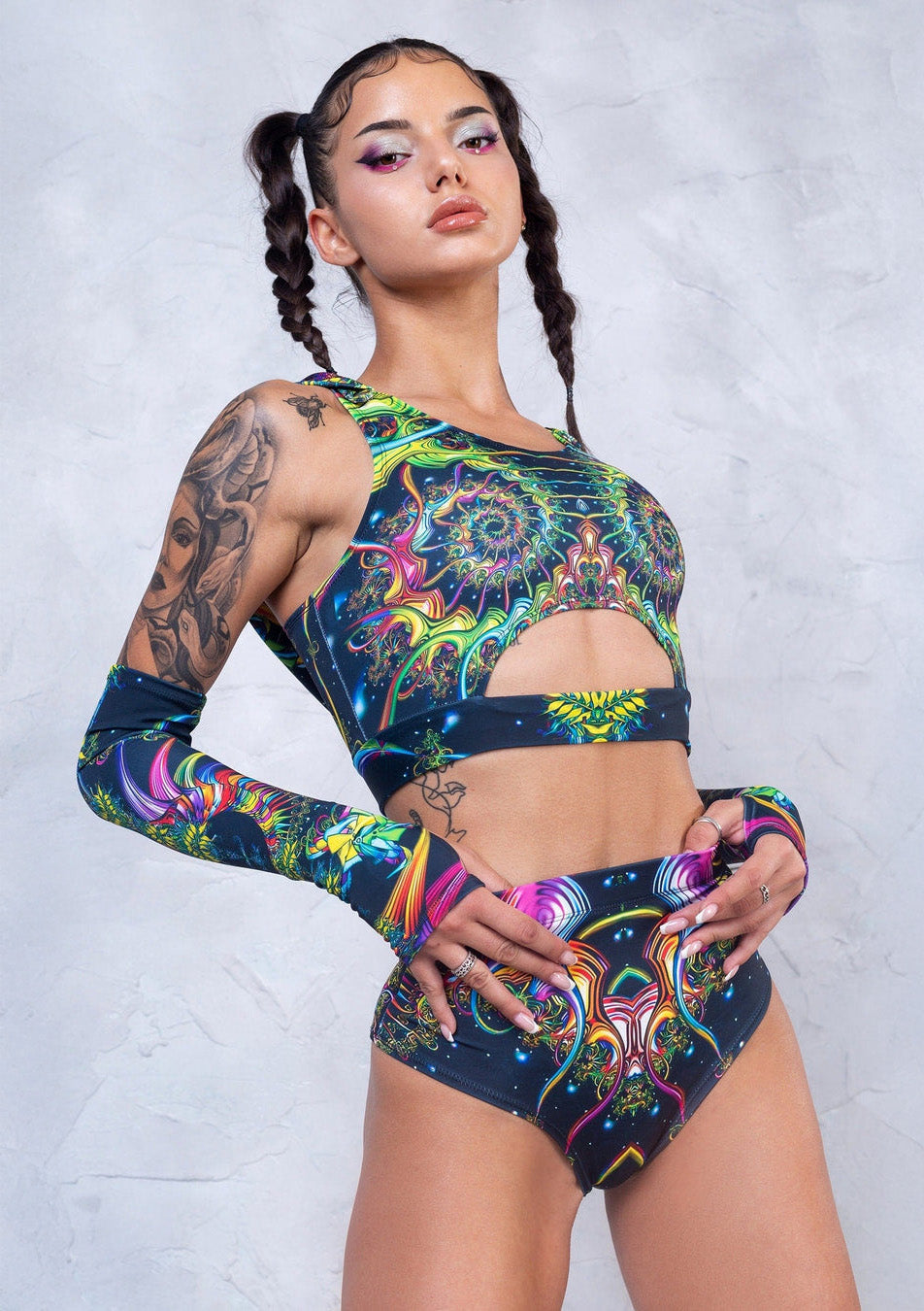 psychedelic booty shorts set for clubbing nights