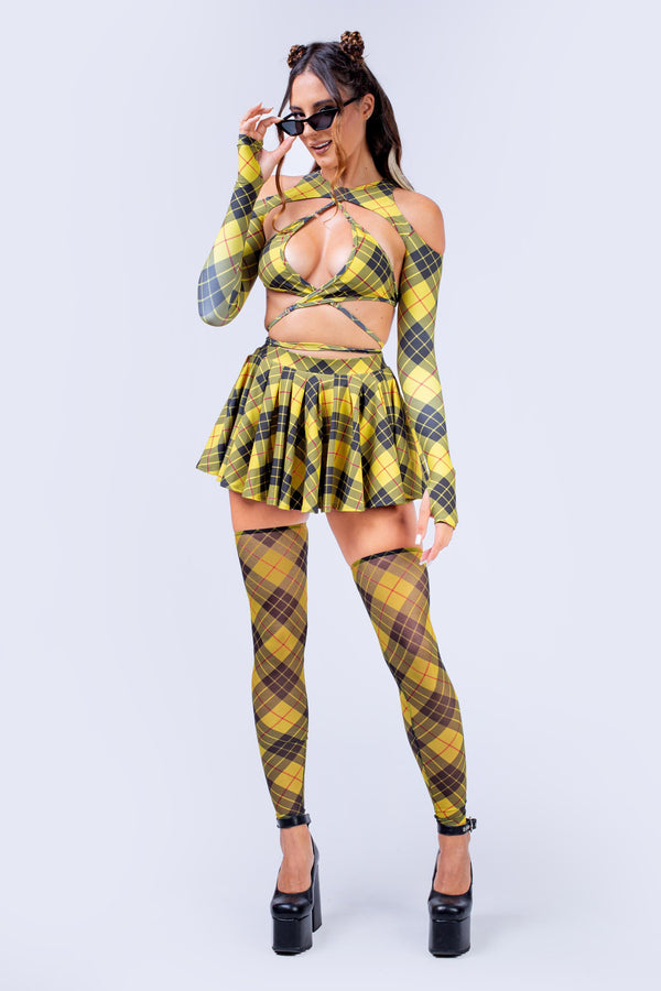 Clueless Wrapped Triangle Top and Shrug