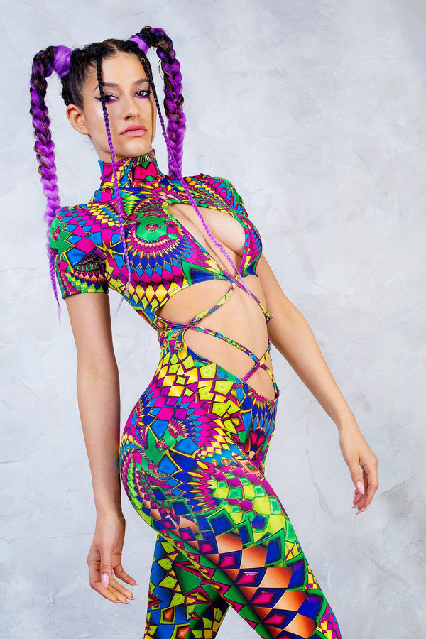 Peak Experience Vollkörperanzug mit Gurten