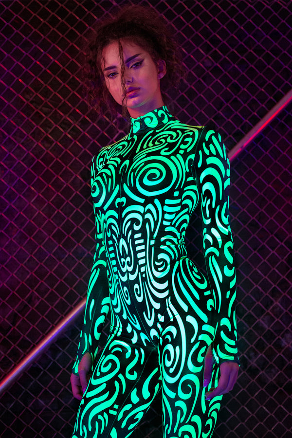 Einheimisches grünes Kostüm