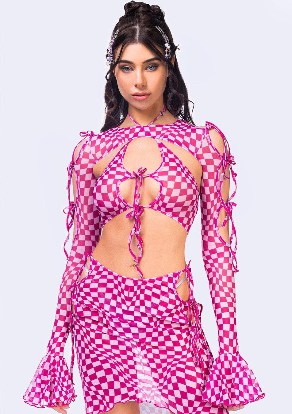 checkered Beyond Wonderland festival set in pink and white