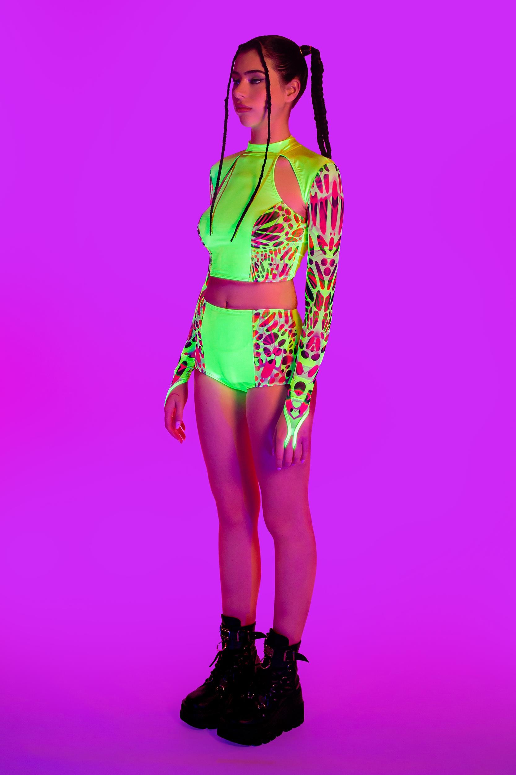 BADINKA Lime Wire Paneled Shorts Mesh, neon, shiny