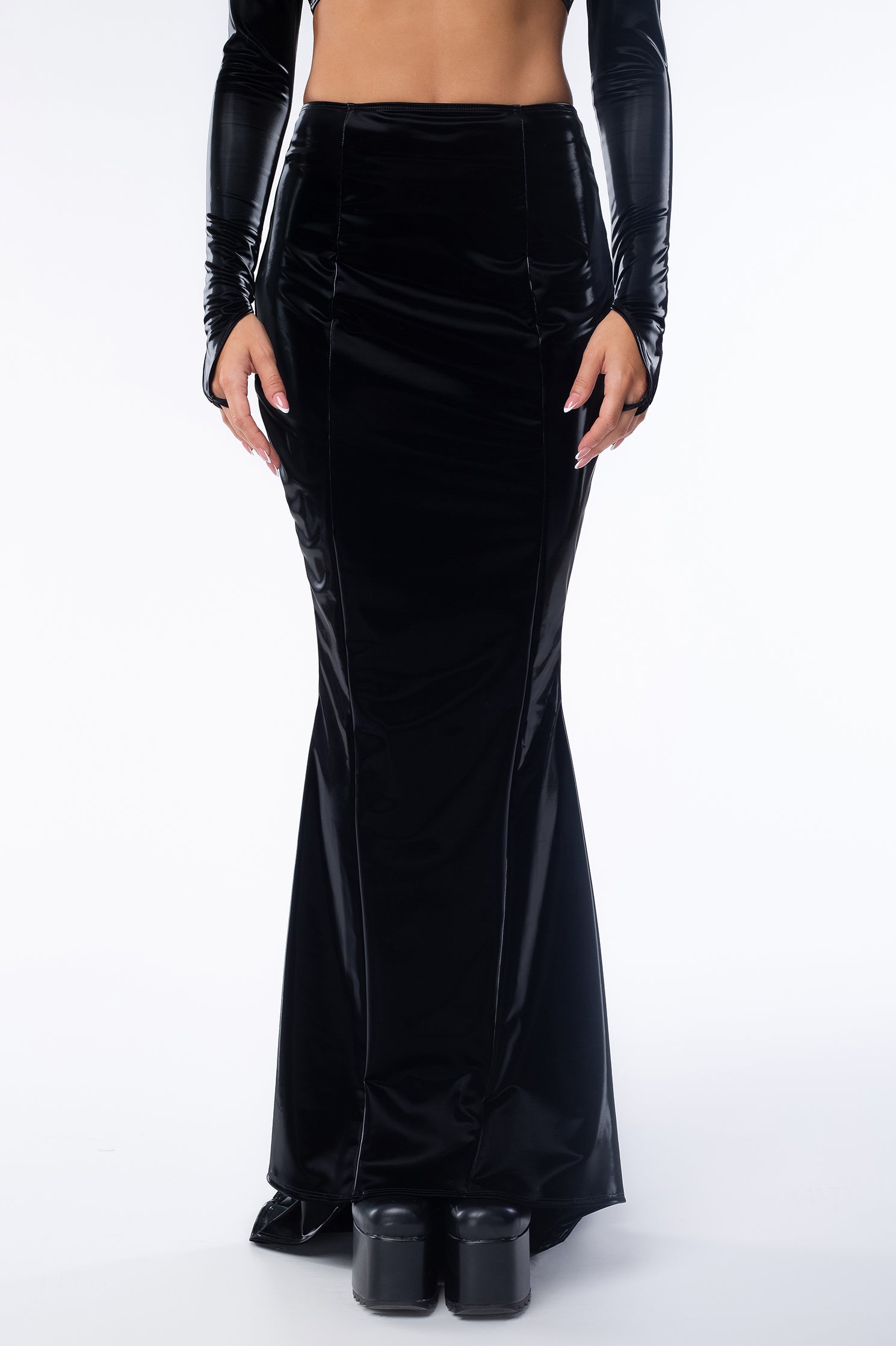 Matron Macabre Maxi Skirt black