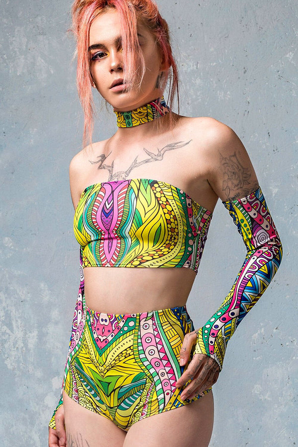 Aqua Shorts mit Knoten